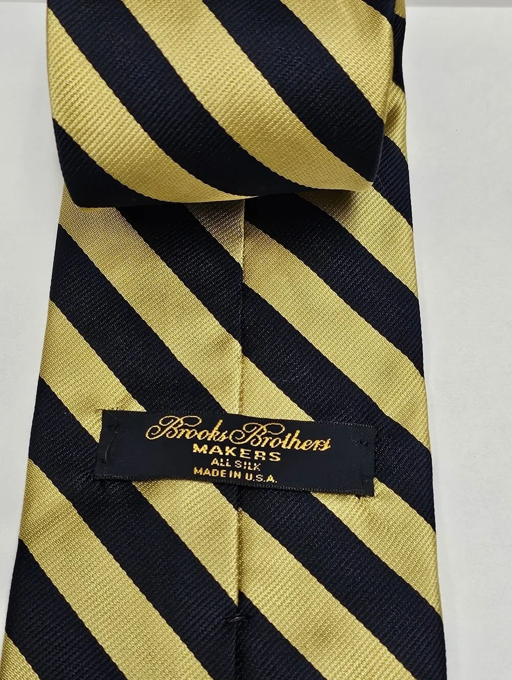 Brooks Brothers Black and Yellow Diagonal Stripe Tie